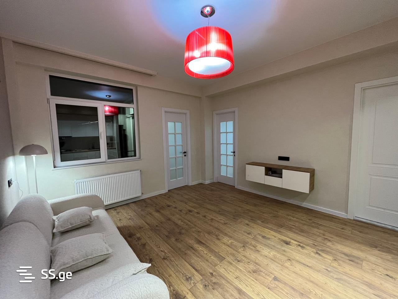 chachava st. 10 - 4 rooms