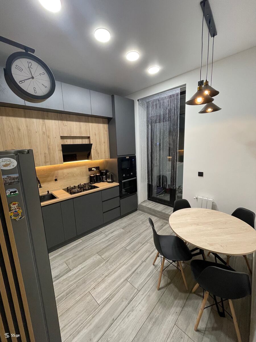 i. chavchavadze avenue 72 - 5 rooms