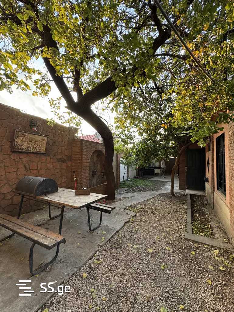 Квартира akhalubani st.