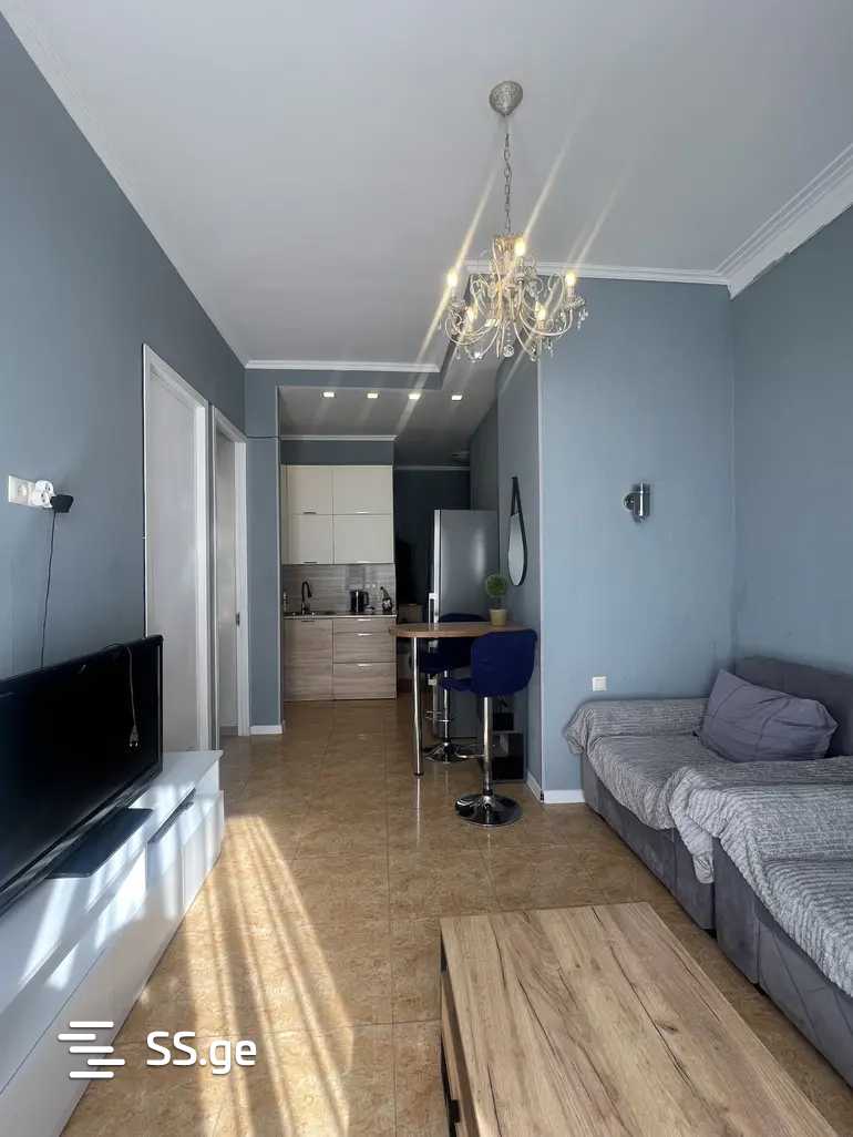 zakariadze st. - 3 rooms