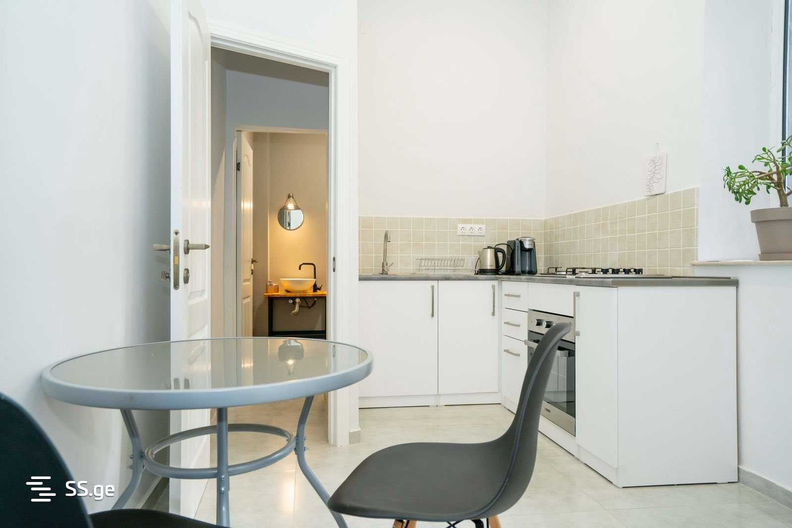 mckheta st. - 4 rooms