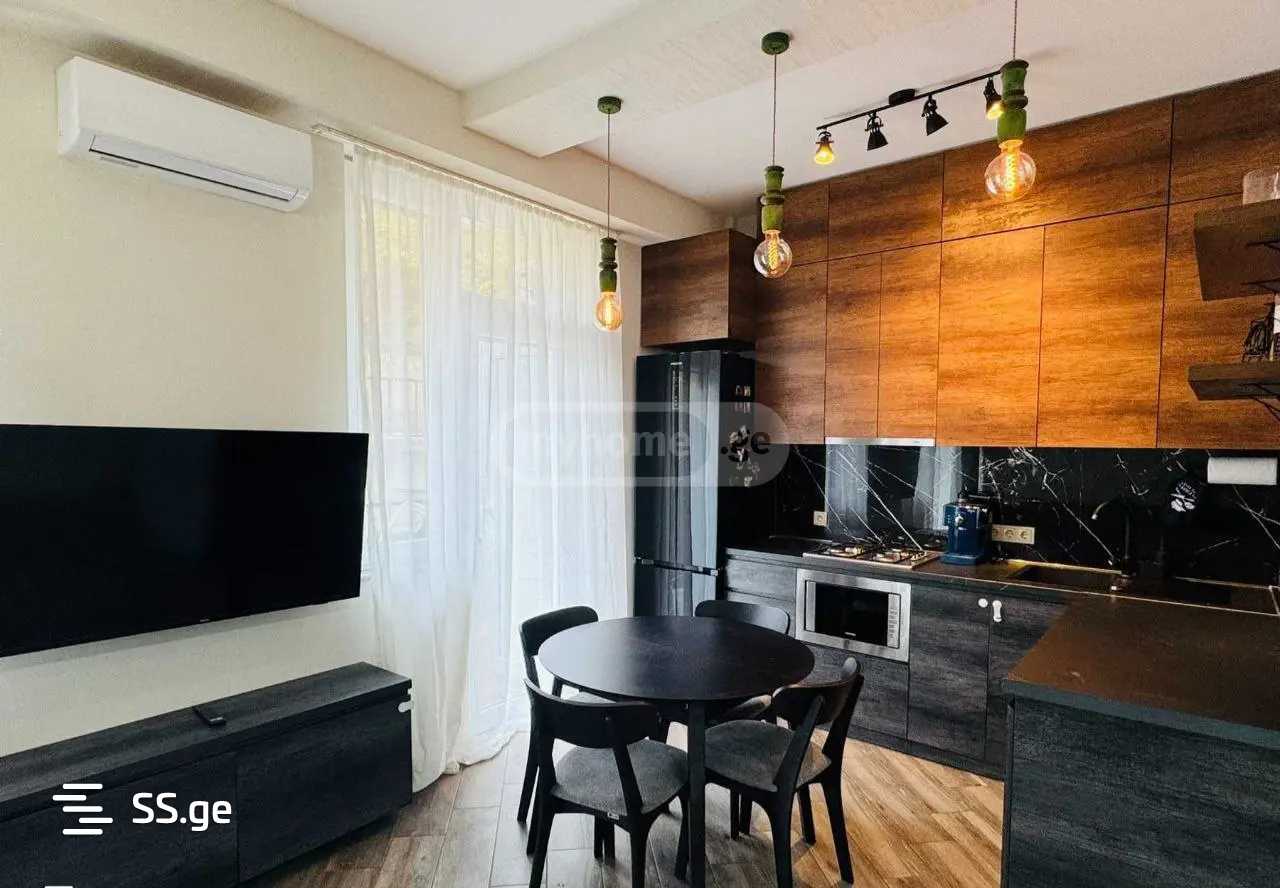 Квартира n. zhvania st.