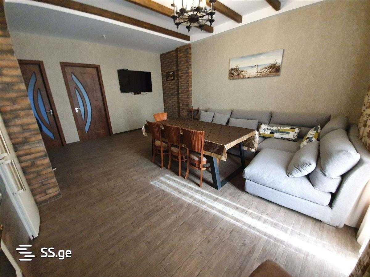 O.Lortkipanidze st. 6 - 4 rooms
