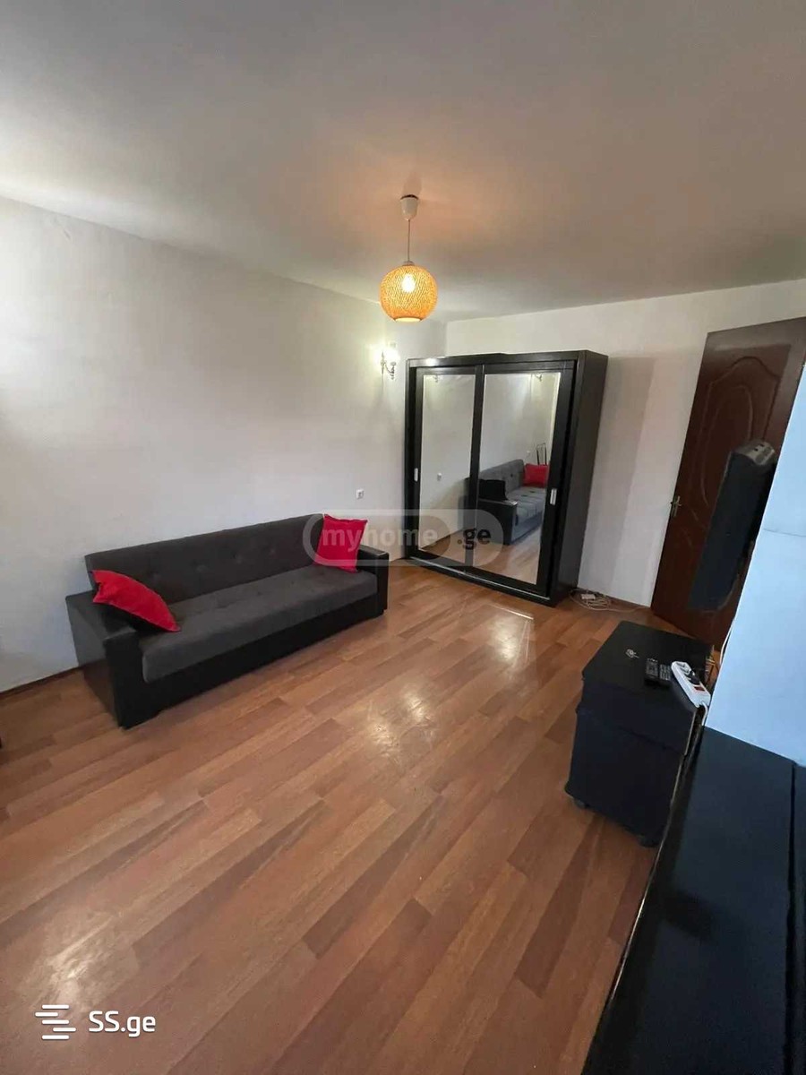 zestaponi st. - 1 rooms