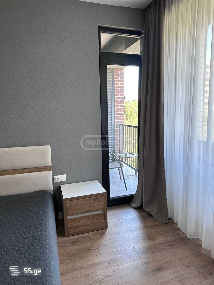 Car Varazi st. - 3 rooms