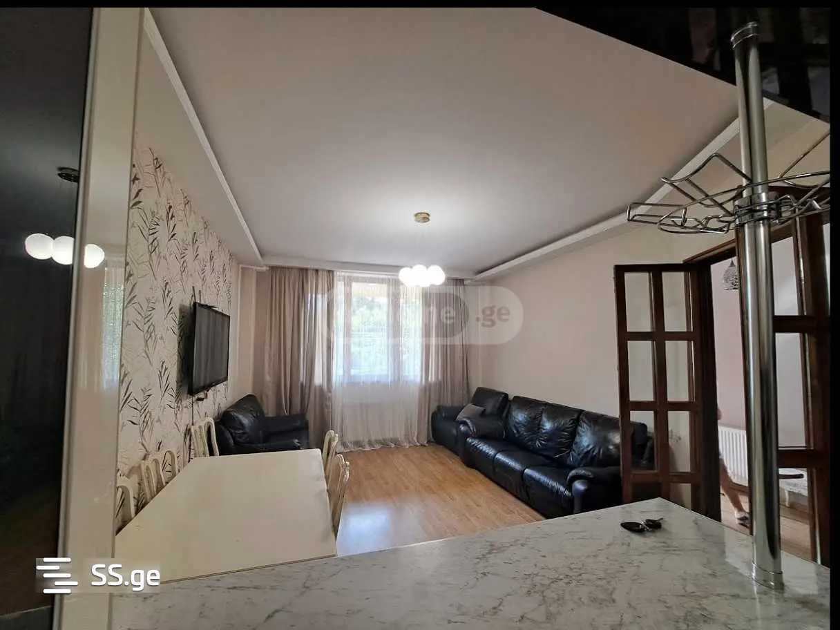 gmiri kursantebi st. - 3 rooms
