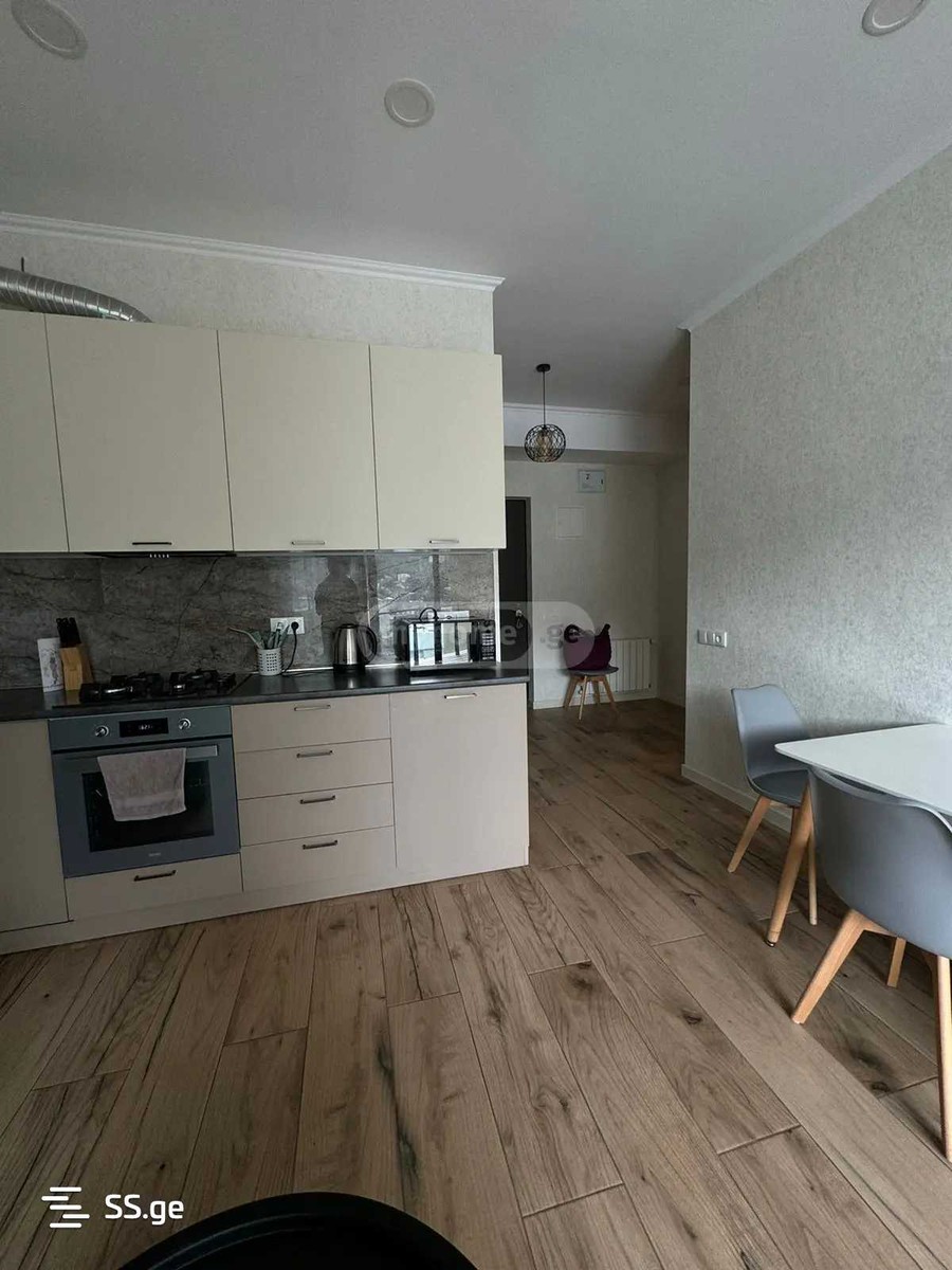 Avalishvili st. 8 - 2 rooms