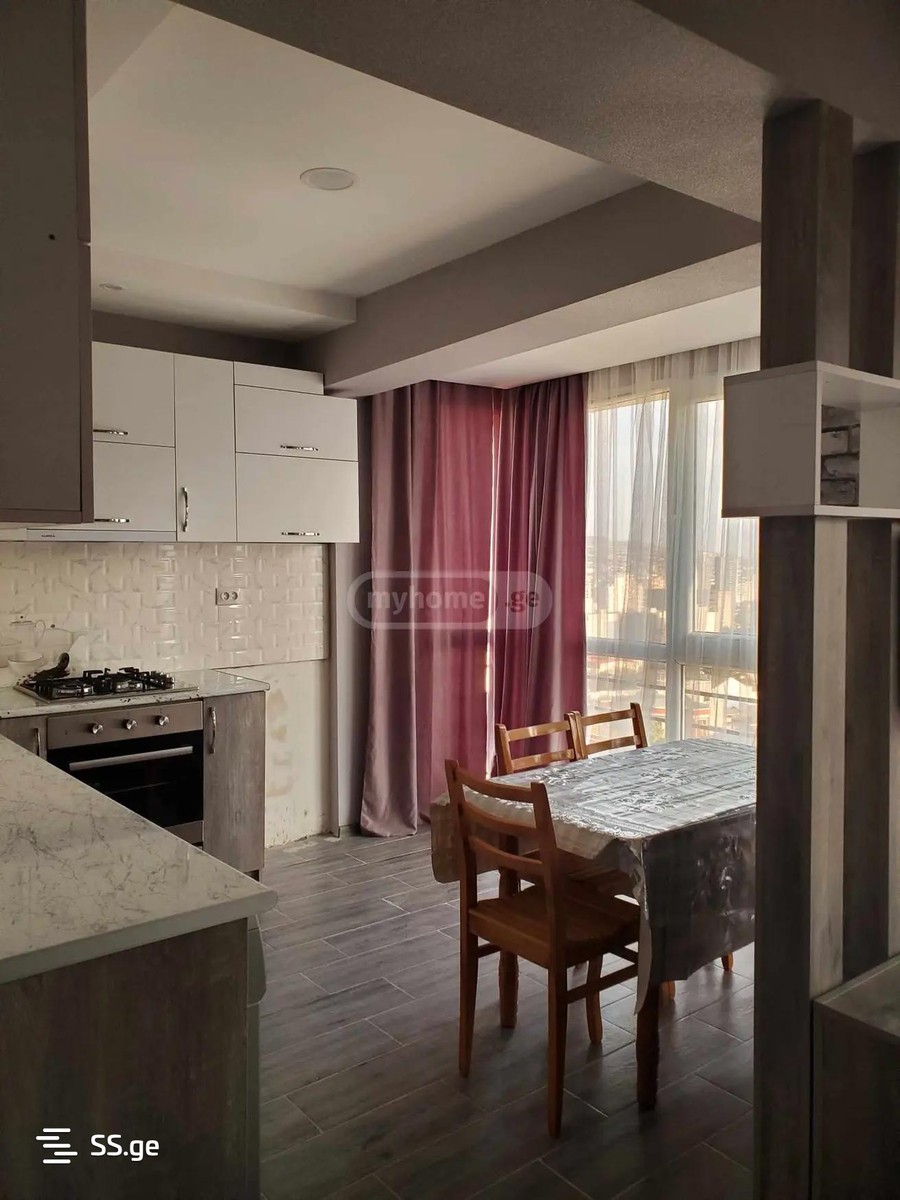 Cxinvali st. 4 - 3 rooms