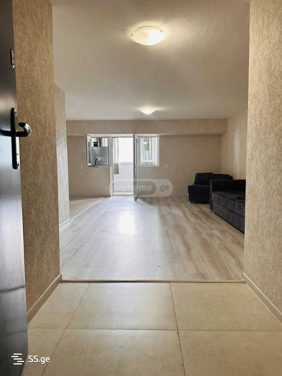 R. Chkhikvadze st. 0 - 1 rooms