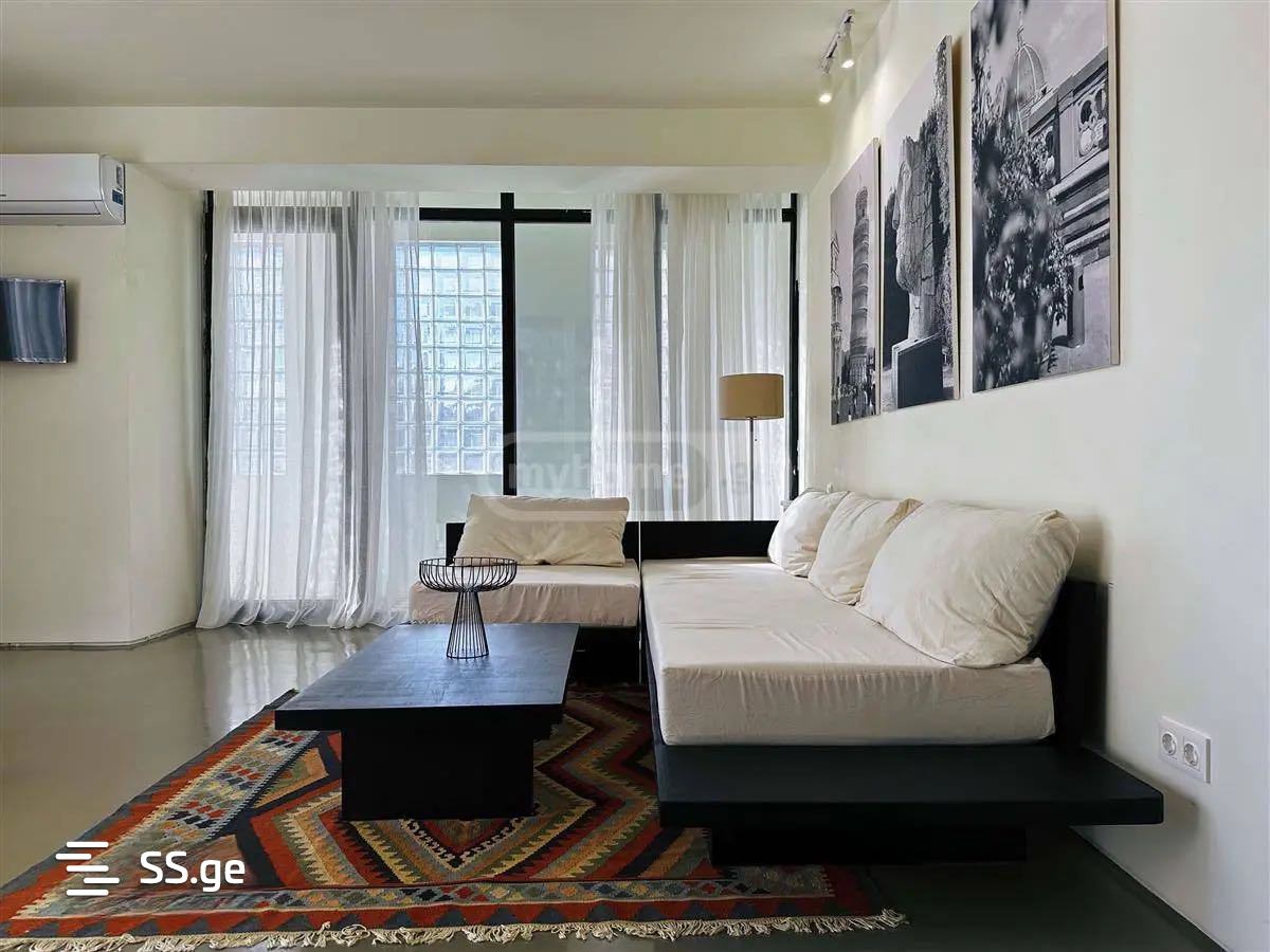 i. nikoladze st. 0 - 2 rooms