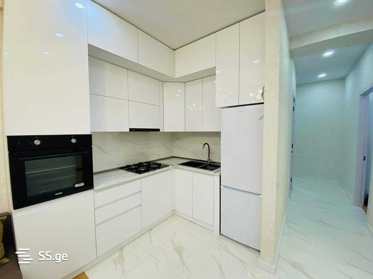 Квартира parnavaz mepe avenue 35