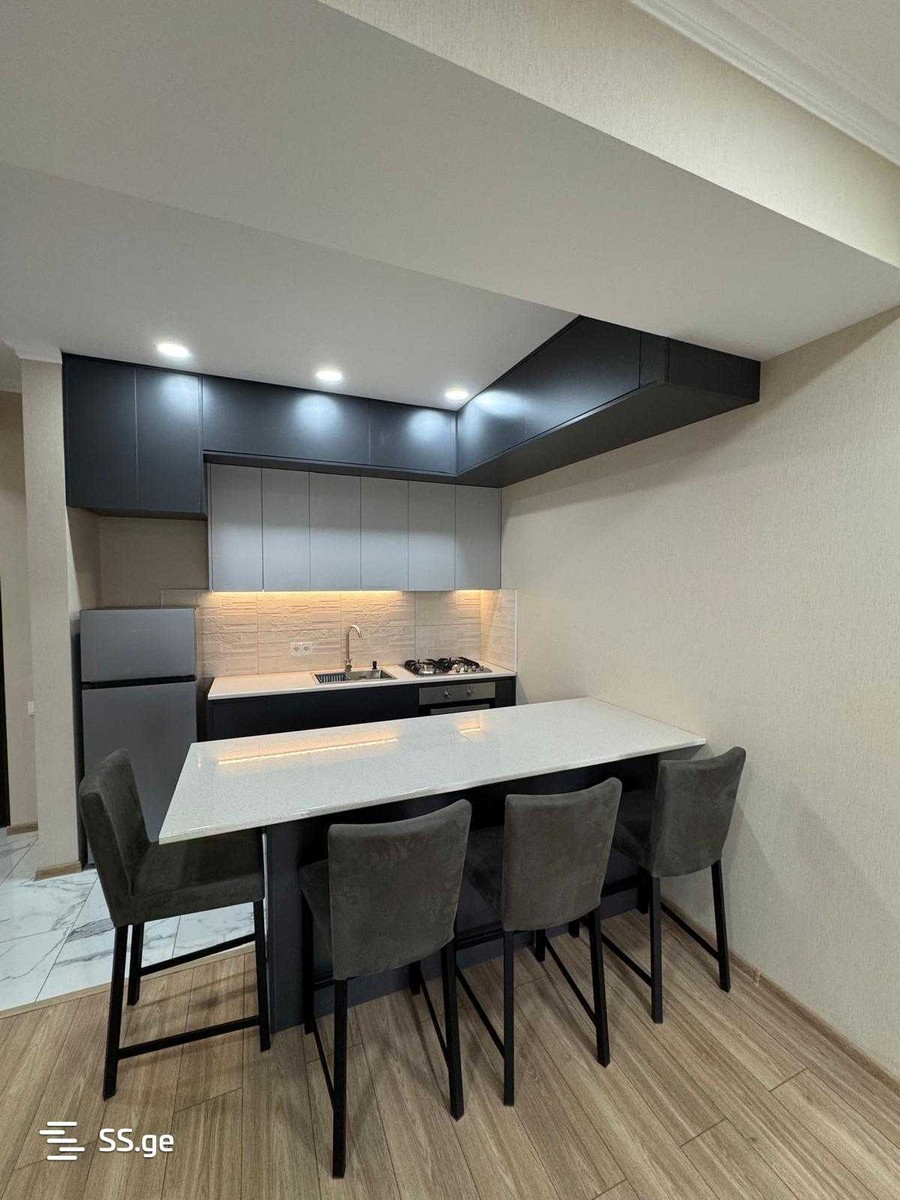 navtlugi st. 10 - 2 rooms