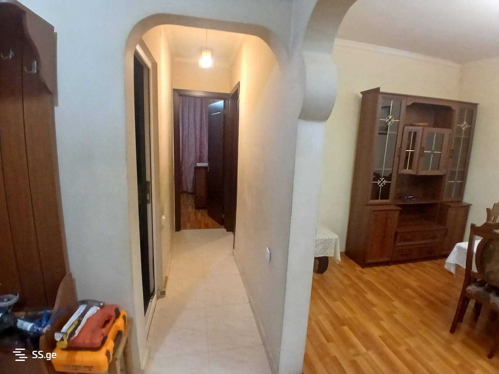 dumbadze ave - 3 rooms