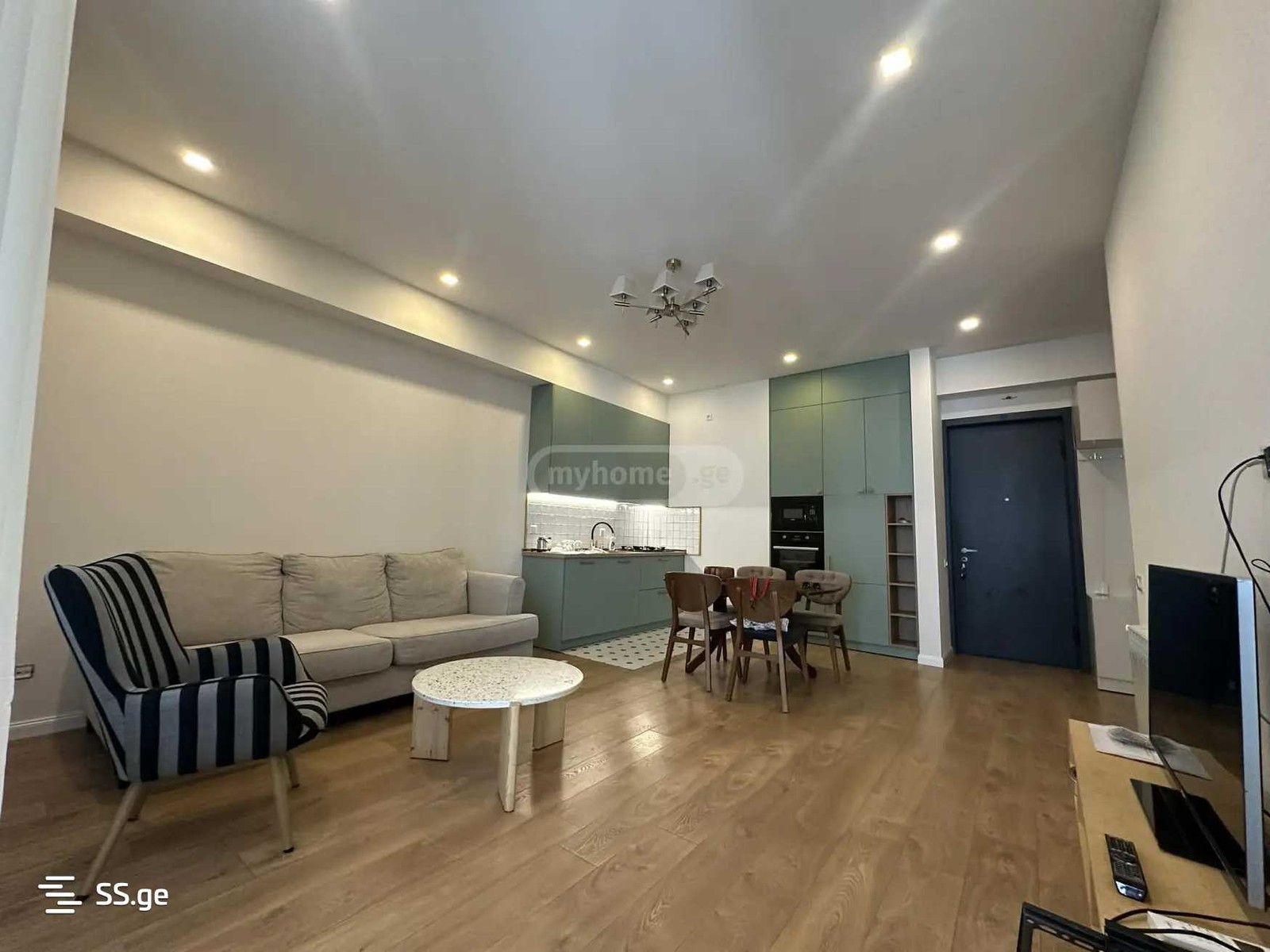 Marshal Archil Gelovani Ave. 2 - 2 rooms