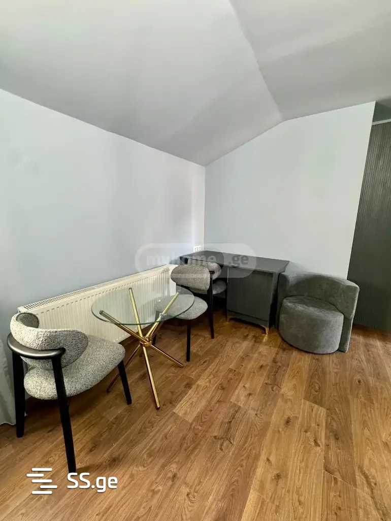 tuskia st. - 1 rooms