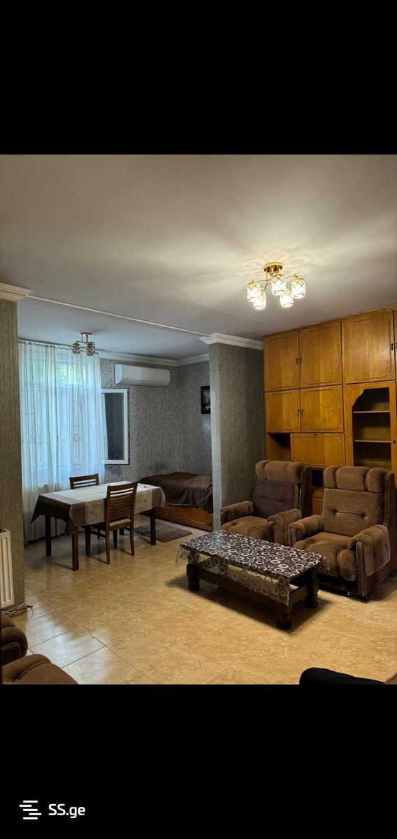 Sukhishvili st. 12 - 4 rooms