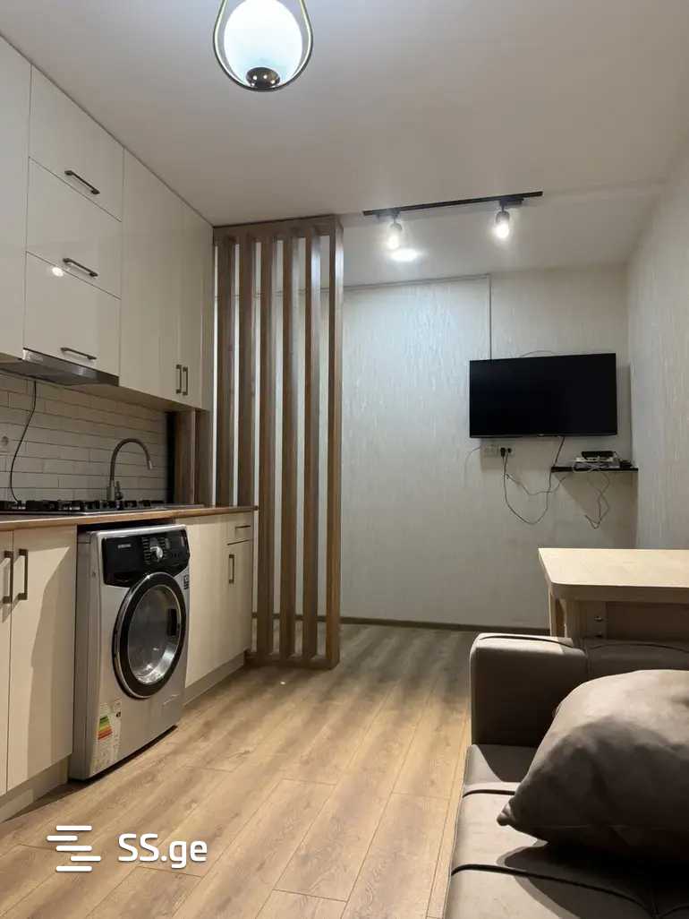 a.wereTlis avenue - 2 rooms