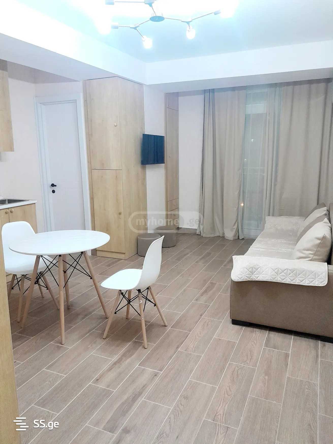 Квартира Archil Mephe st.