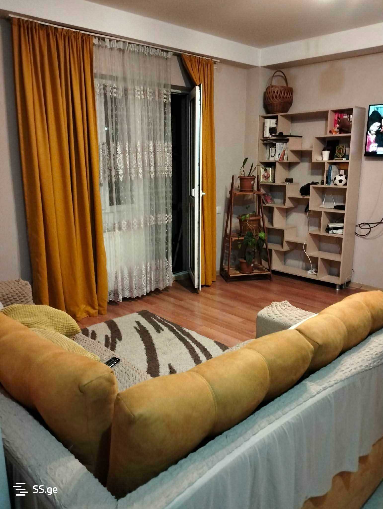 Квартира III Microdistrict - Varketili  გიორგ იაბაᲨვილის 3