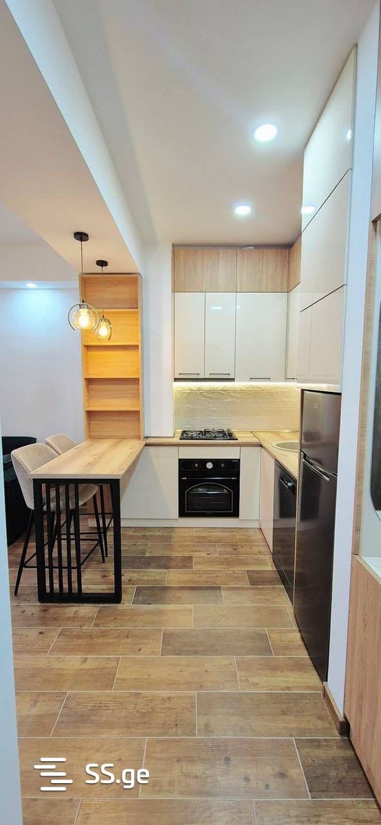 navtlugi st. 10 - 2 rooms