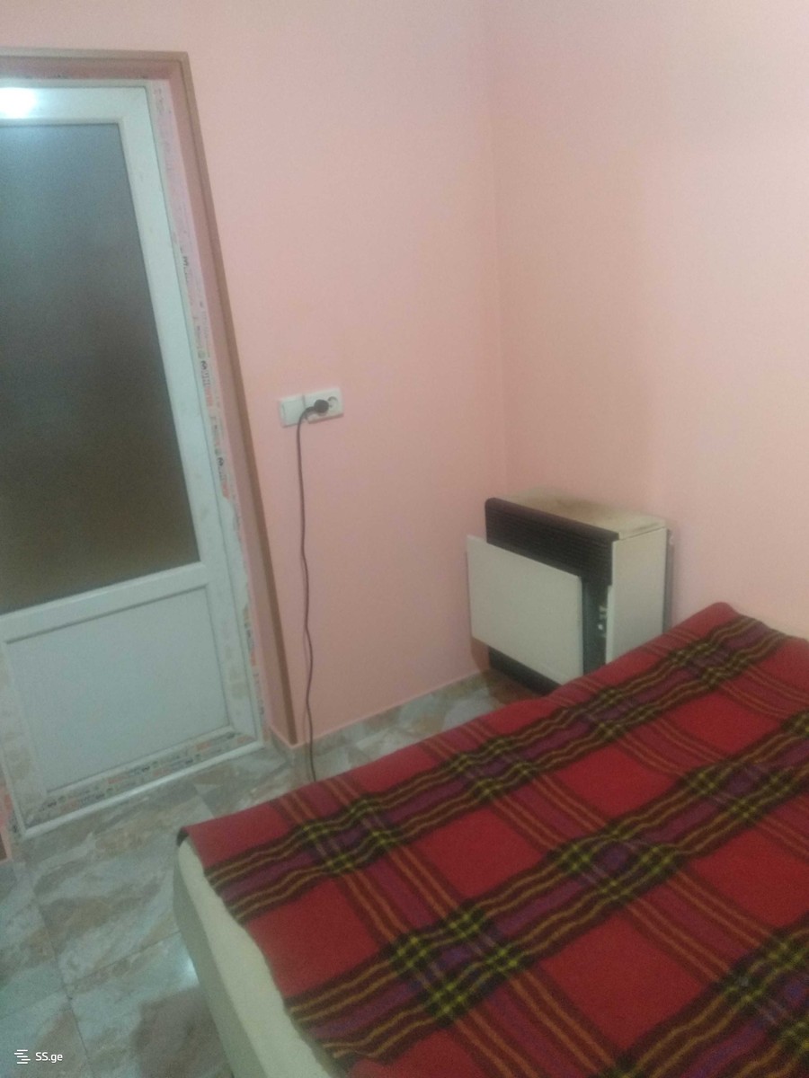 chaisubani st. 39 - 1 rooms