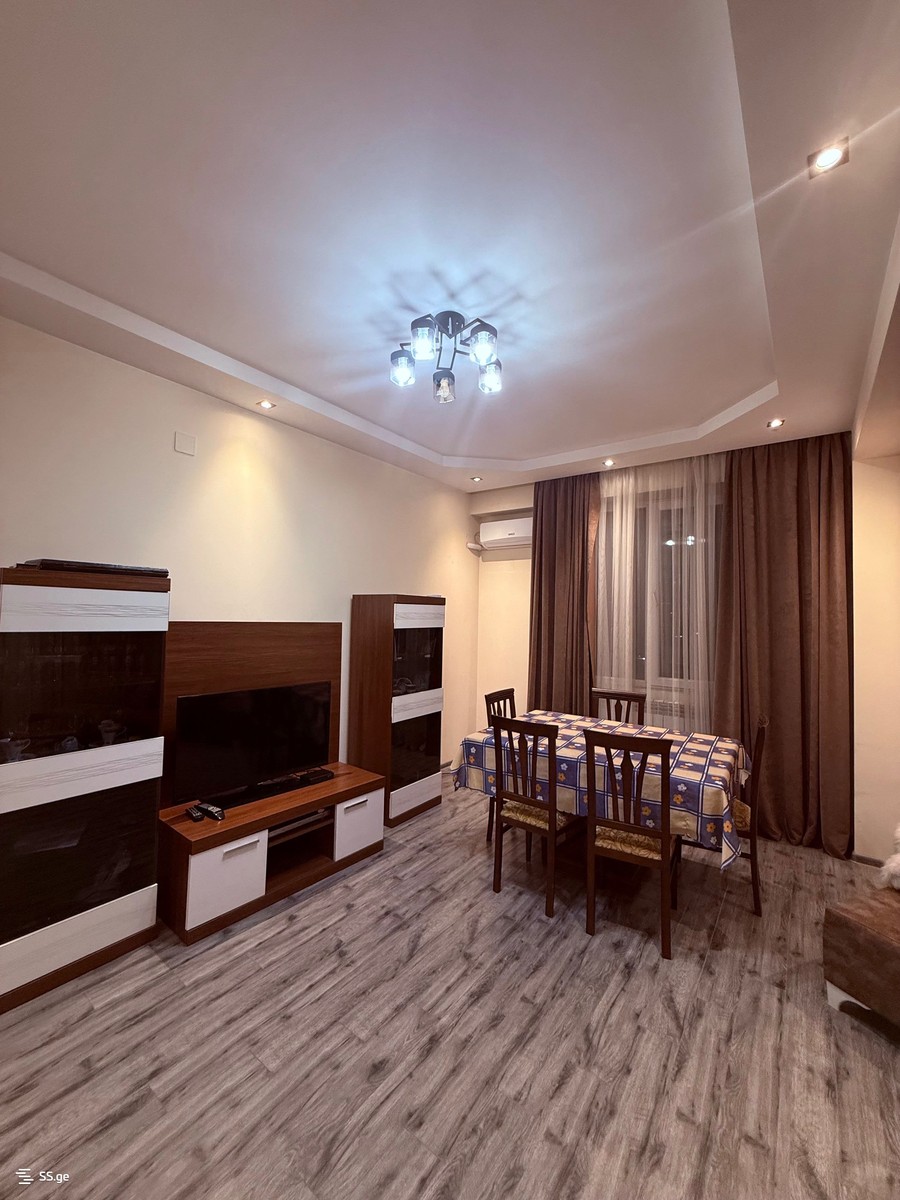 Z. Iarajuli St. 35 - 3 rooms