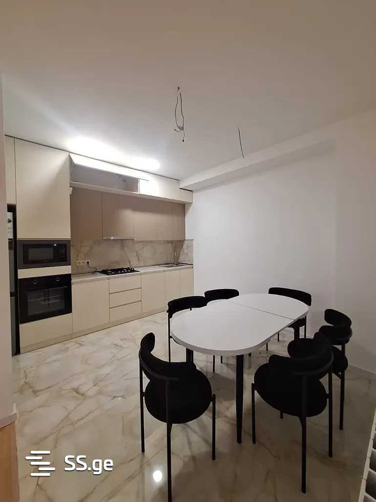 chkondideli st. 22 - 3 rooms