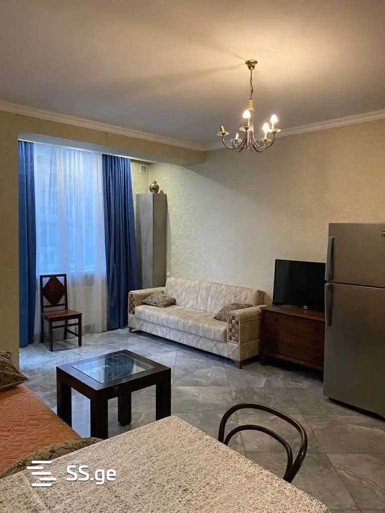 Kosmonavtebi coast 0 - 2 rooms