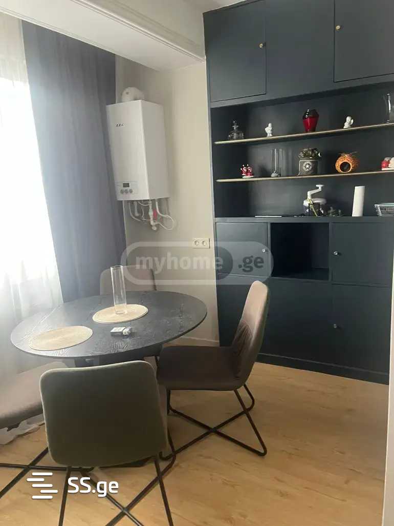 Квартира pekini st.