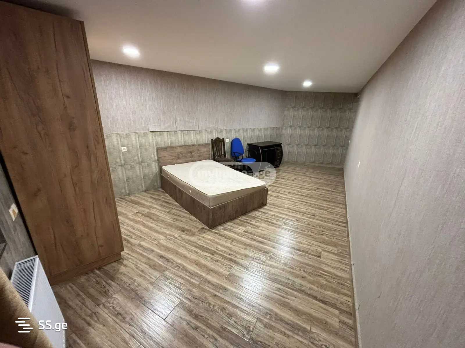 V. Topuridze st. - 2 rooms