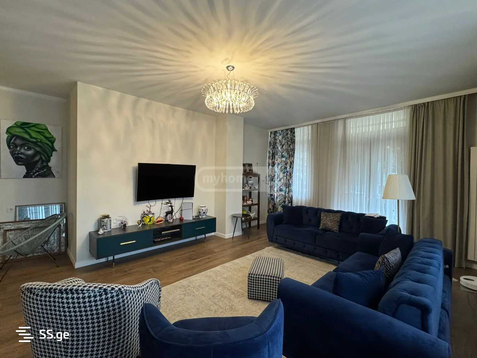 Chavchavadze st. 4 - 5 rooms