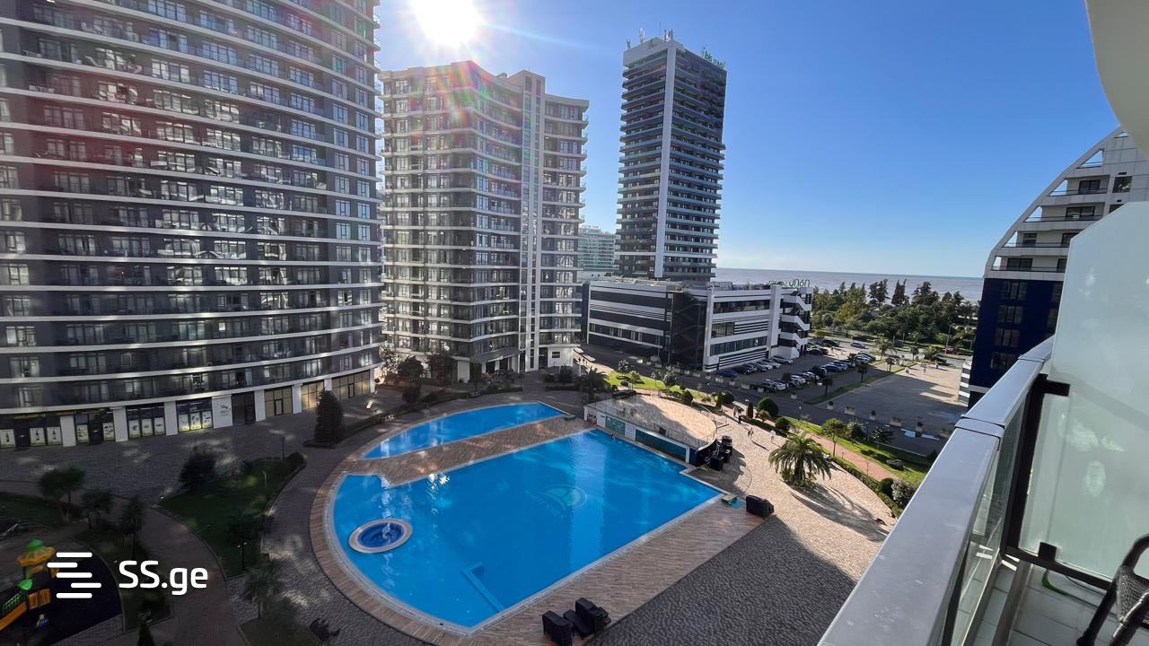 Lech and Maria Kaczynski street 12 - 1 rooms