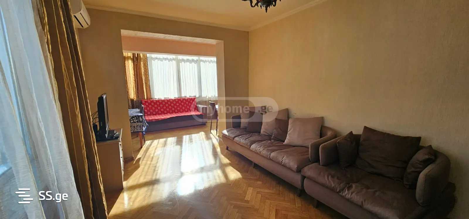 Fanjikidze st. - 3 rooms