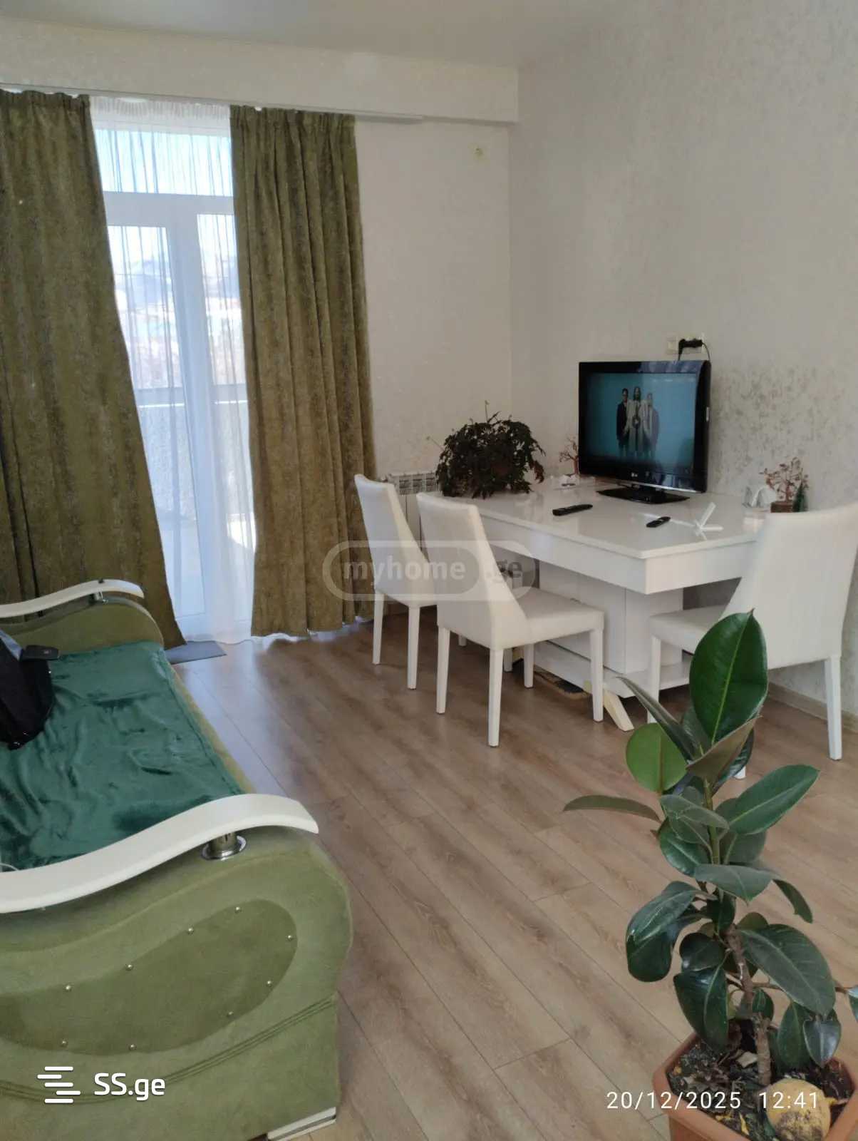 Квартира Mirian Mephe st. 109