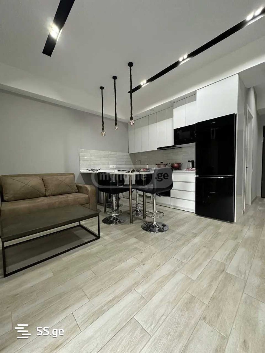 Avalishvili st. 8 - 2 rooms