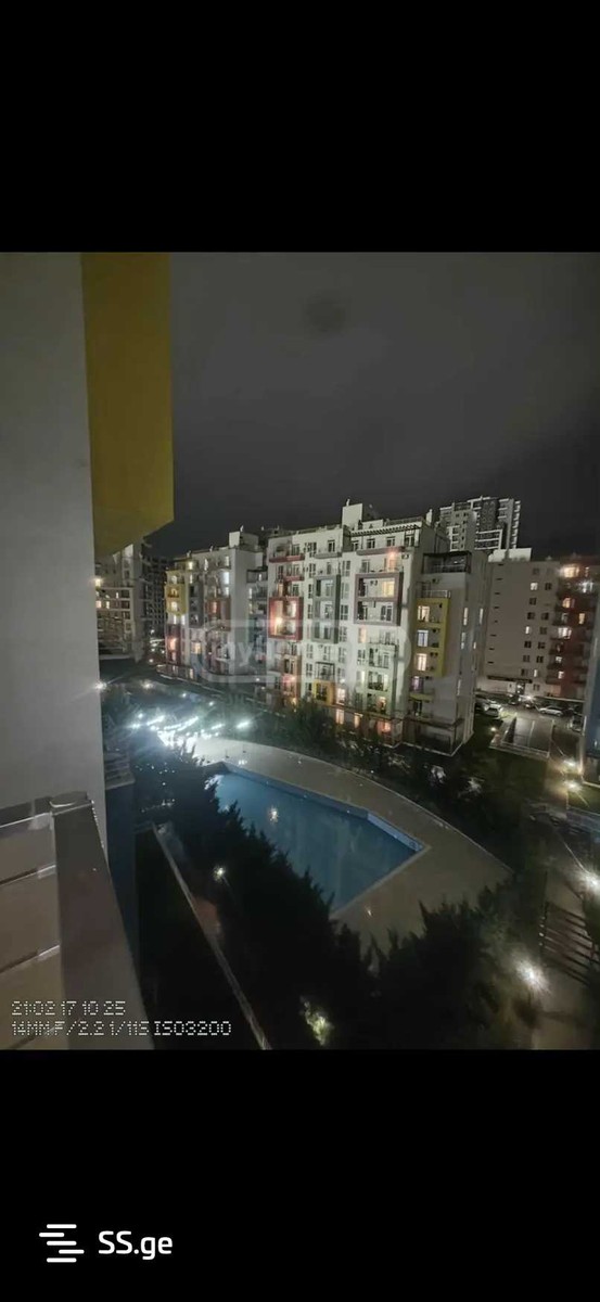 Bob walsh st. - 2 rooms