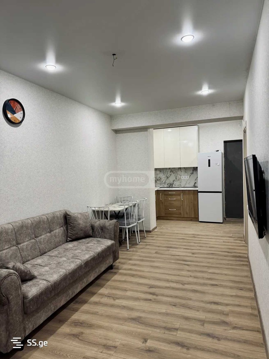gmiri kursantebi st. - 3 rooms