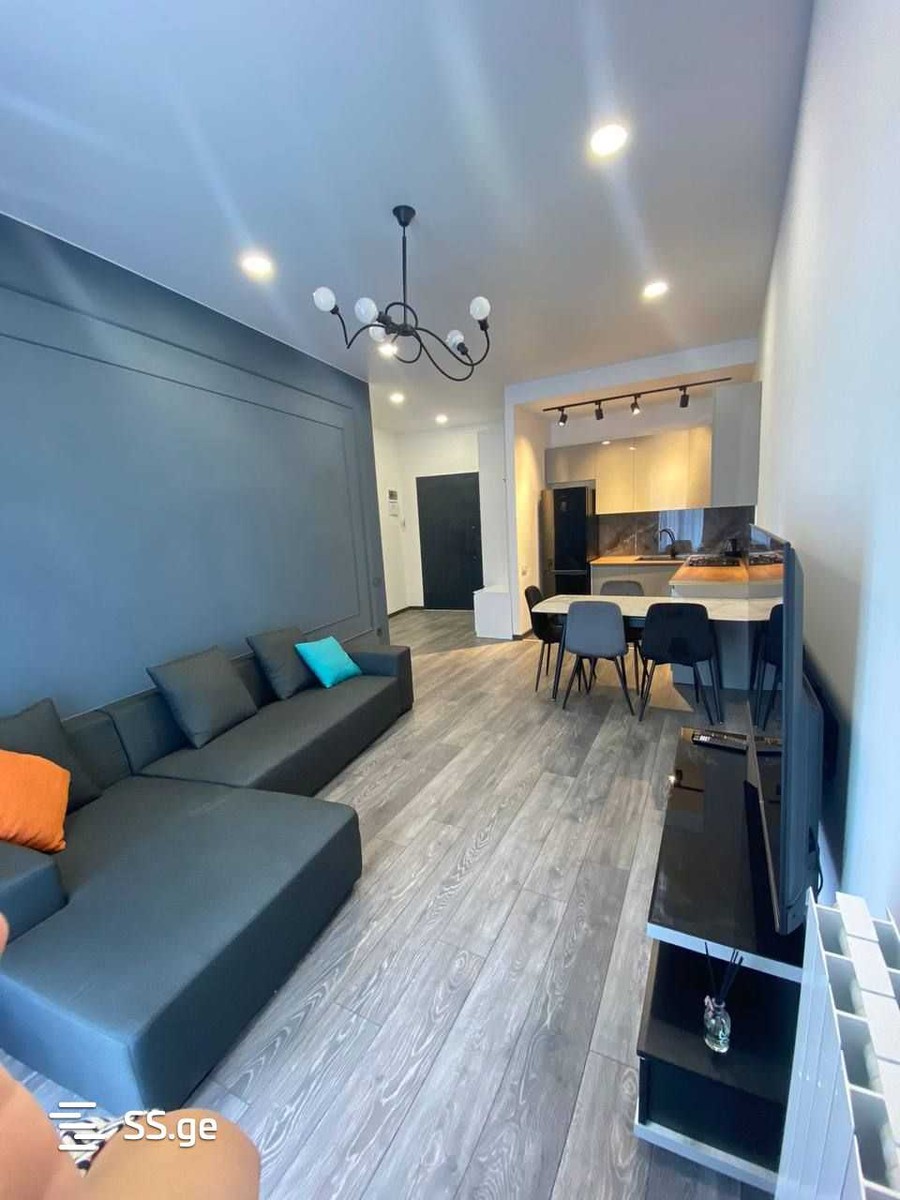 universiteti st. 24 - 2 rooms