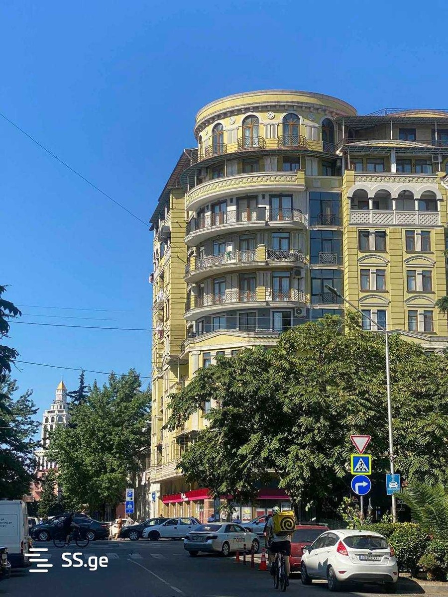 Chavchavadze st. 34 - 2 rooms