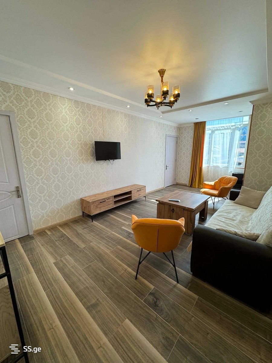 75 - 3 rooms