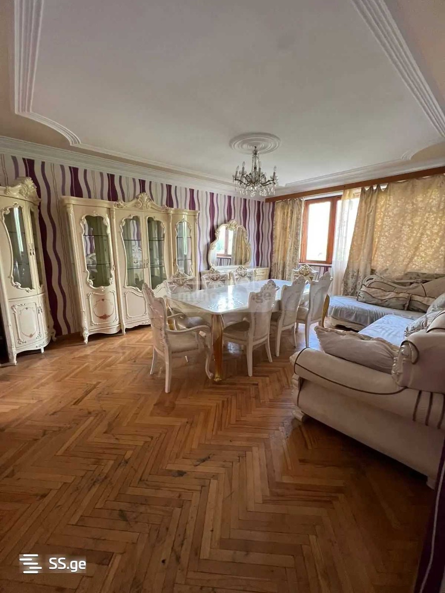 Fighters for the Unity of Georgia st. - 3 rooms