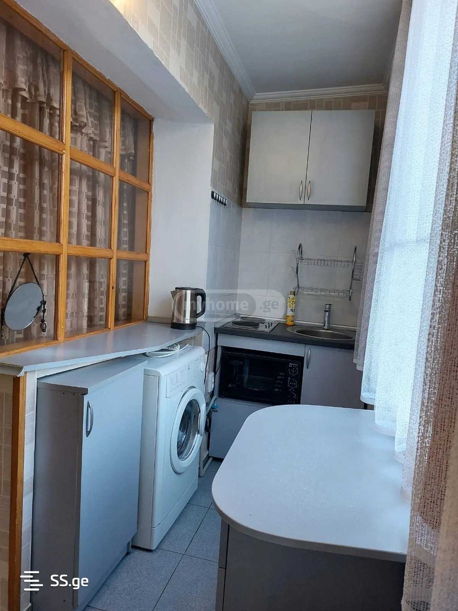 i. chavchavadze avenue 0 - 1 rooms