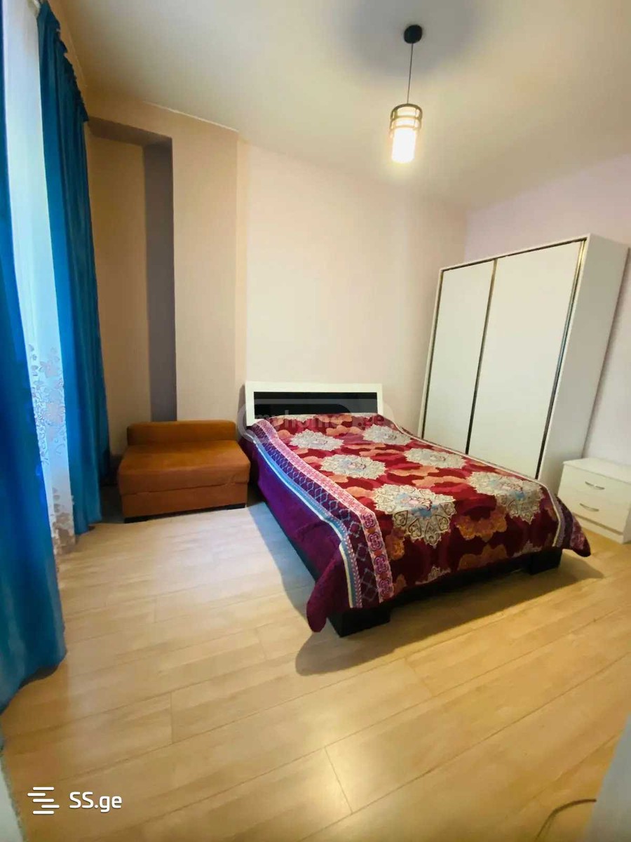 kuchishvili st. 12 - 2 rooms