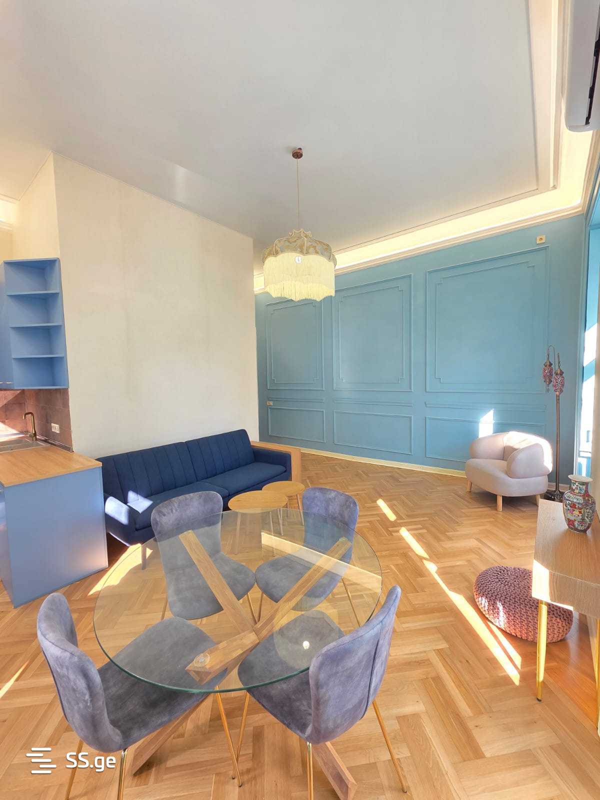 Квартира l. asatiani st.