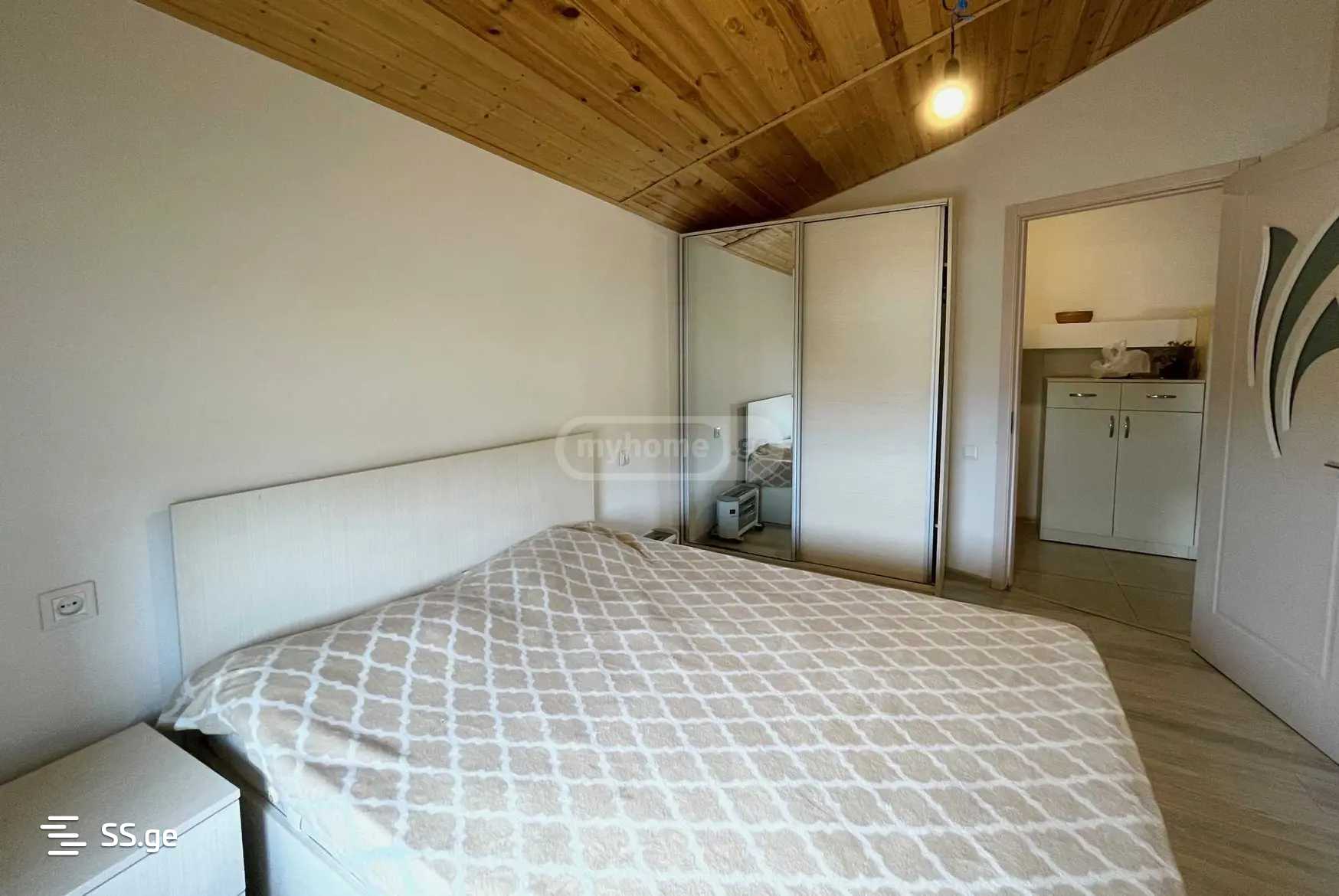 nucubidze I plato - 3 rooms