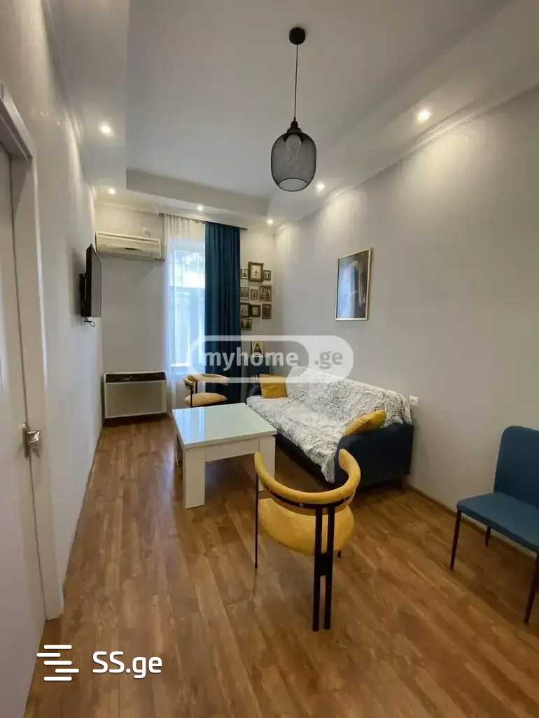 kikodze st. - 3 rooms