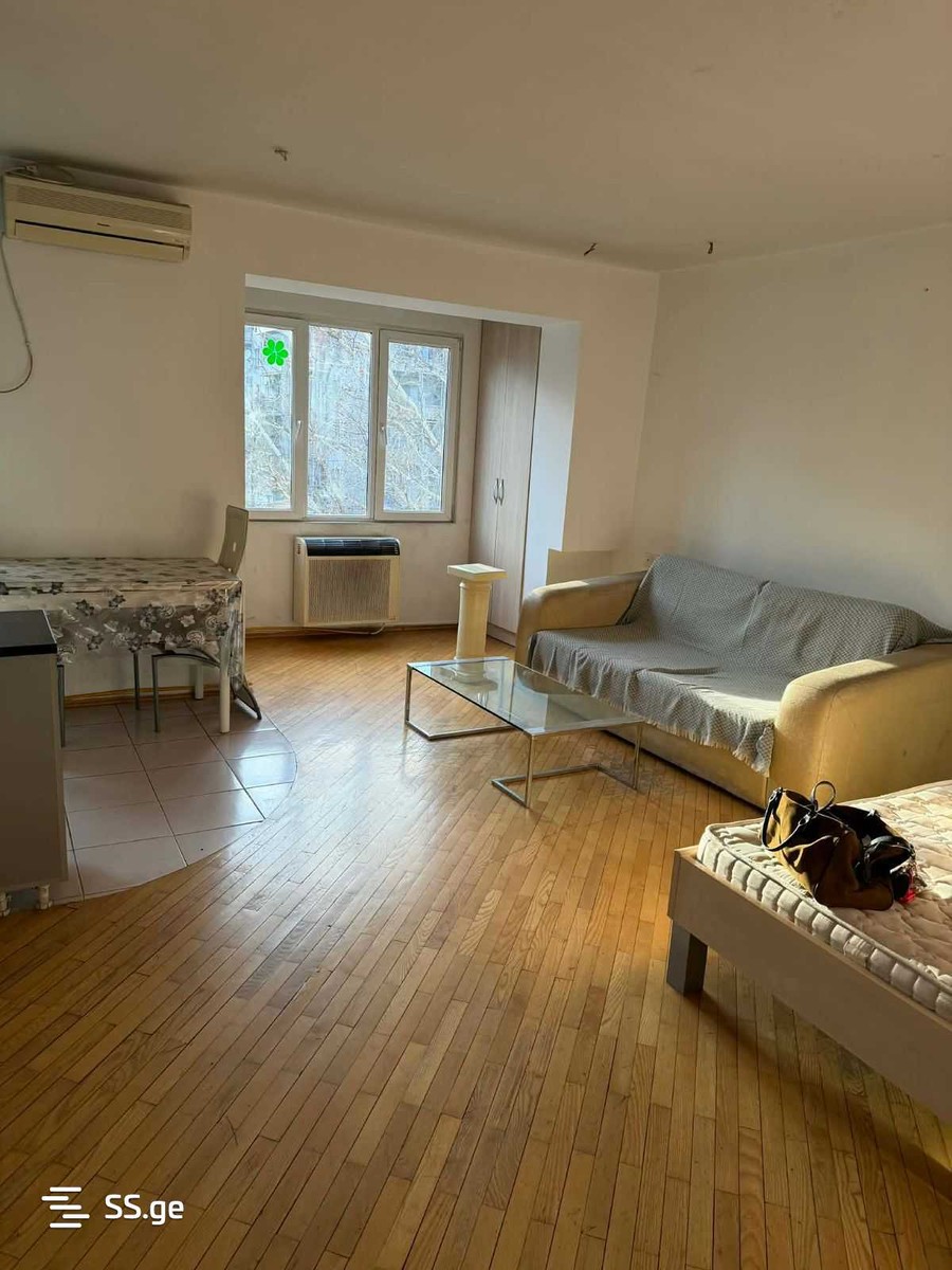 a.wereTlis avenue - 2 rooms