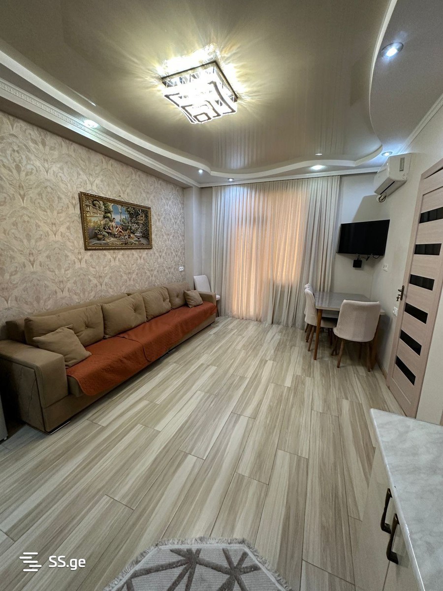 Sh. Inasaridze St. 10 - 3 rooms