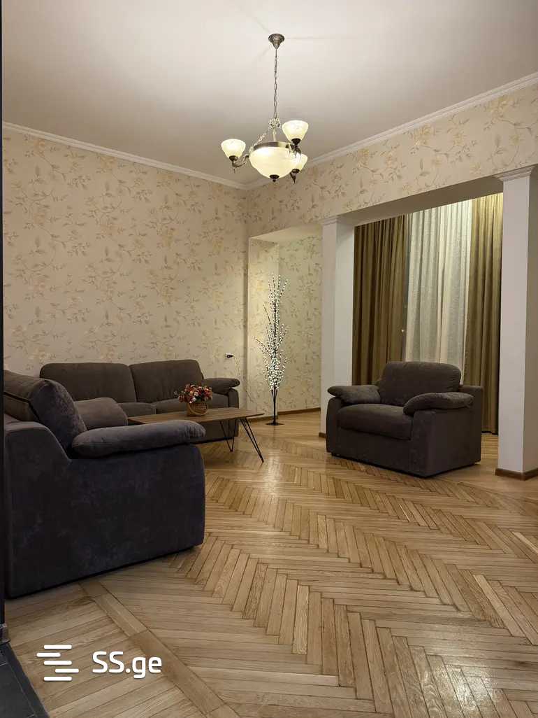 navtlugi st. - 3 rooms