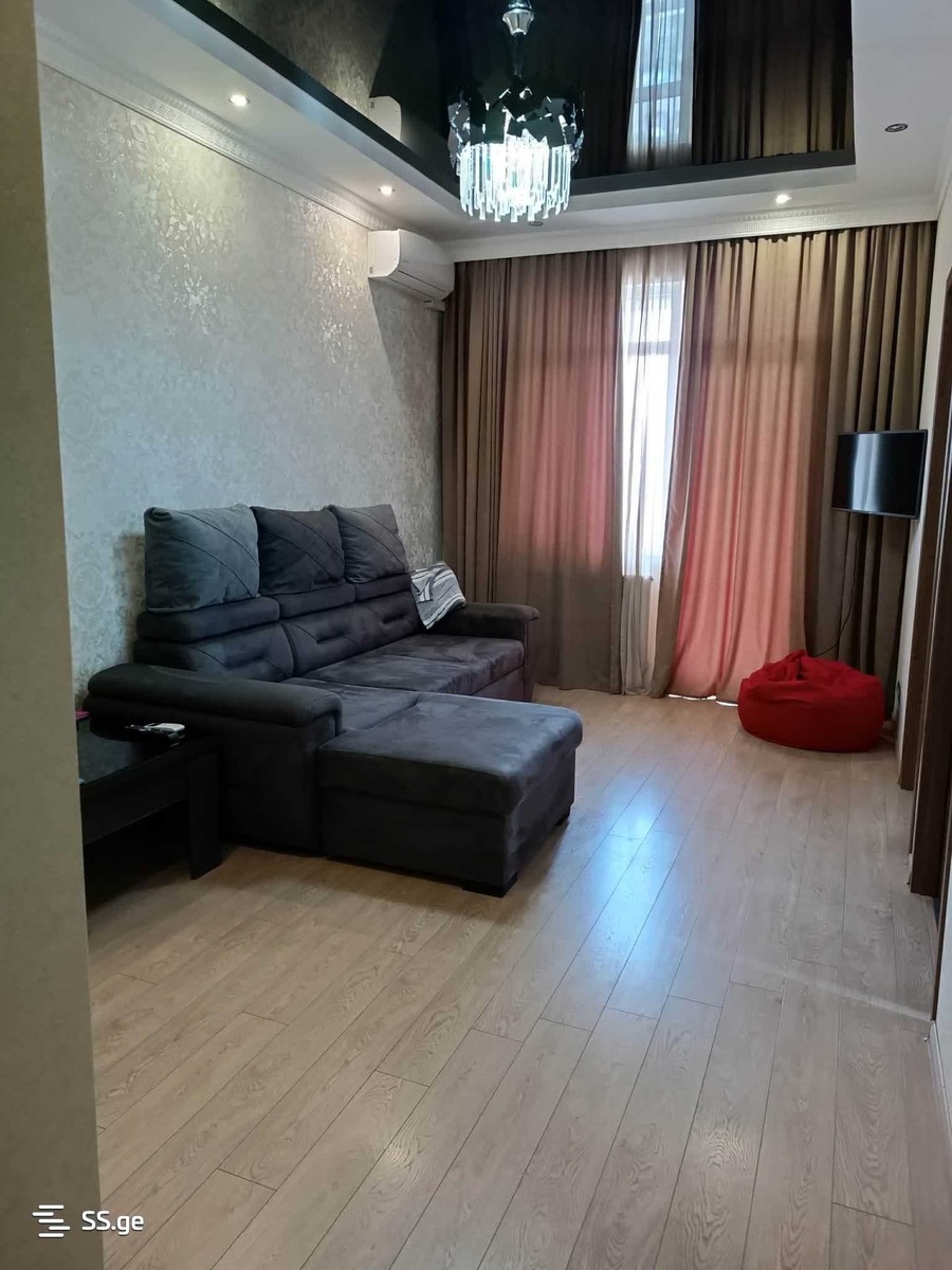 khomleli st. 1 - 3 rooms